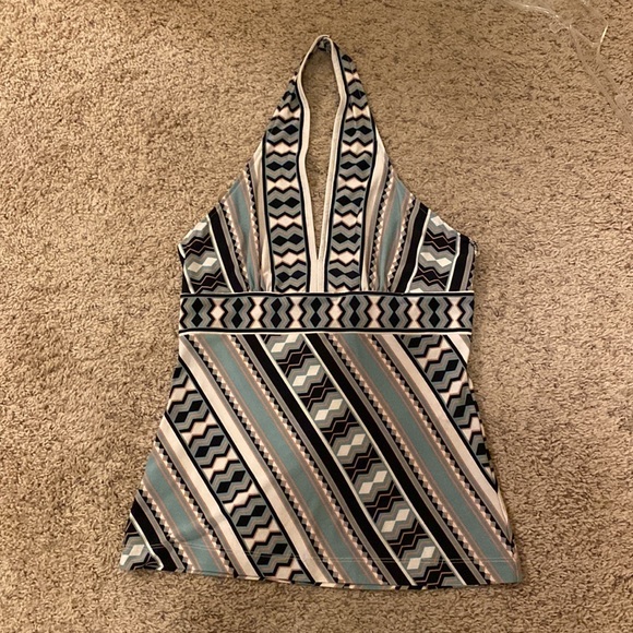 BCBG halter top - Picture 3 of 14